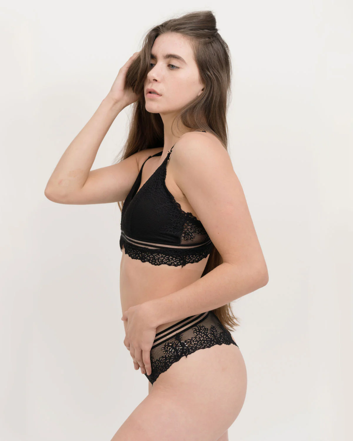 Coobie Lace Contour Plunge Bra and Panty Set 5115 - Image 3